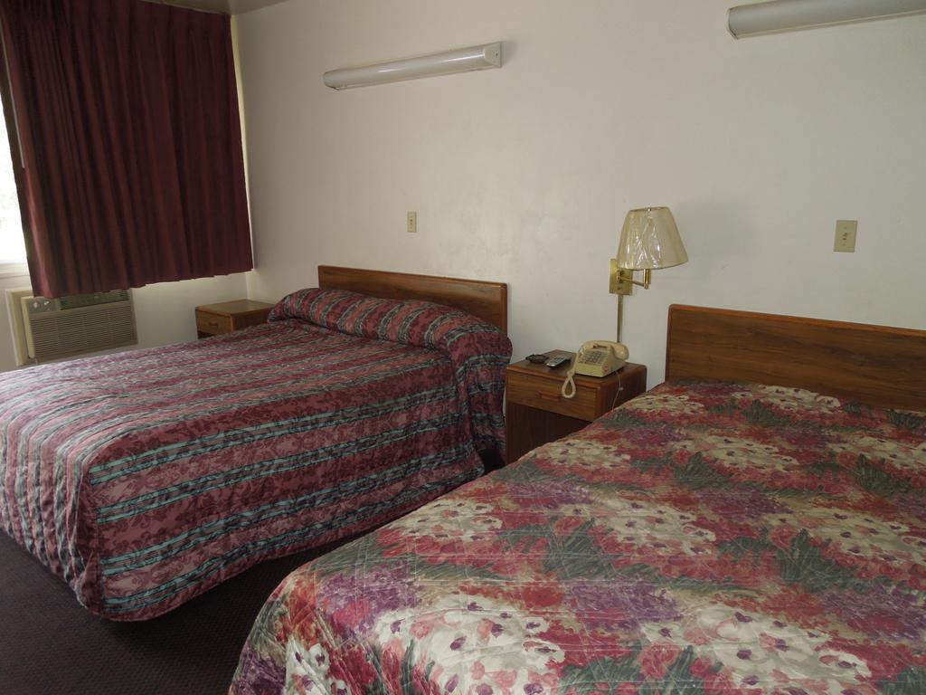 Lees Motel Edison Δωμάτιο φωτογραφία